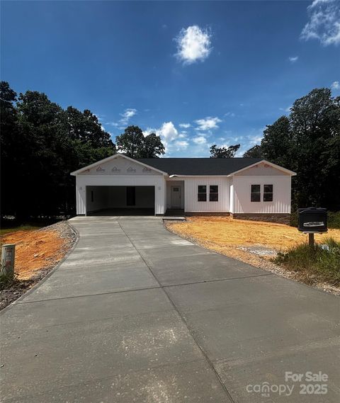 3137 Riber Lane Claremont NC 28610