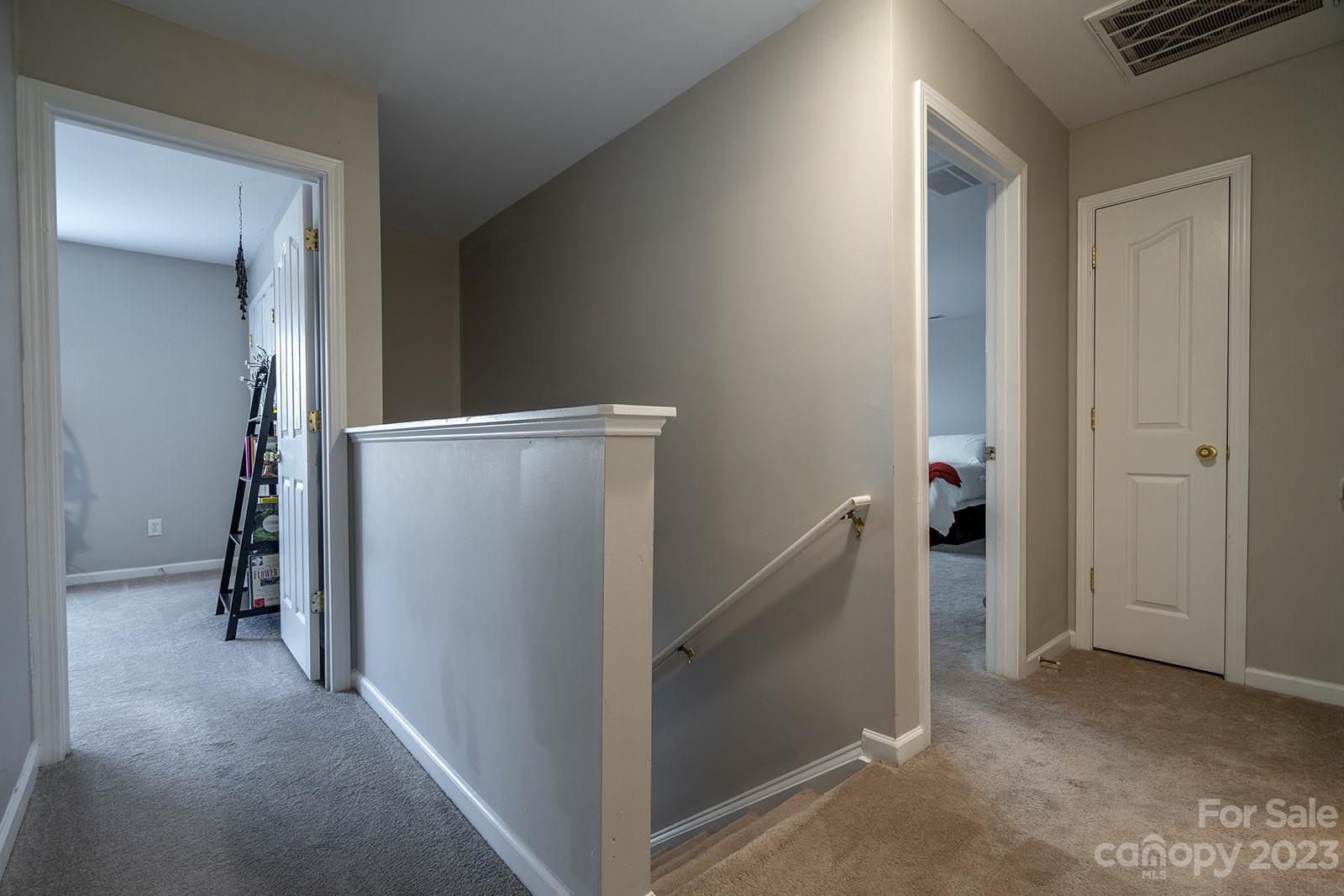 Sandy Pointe - Residential