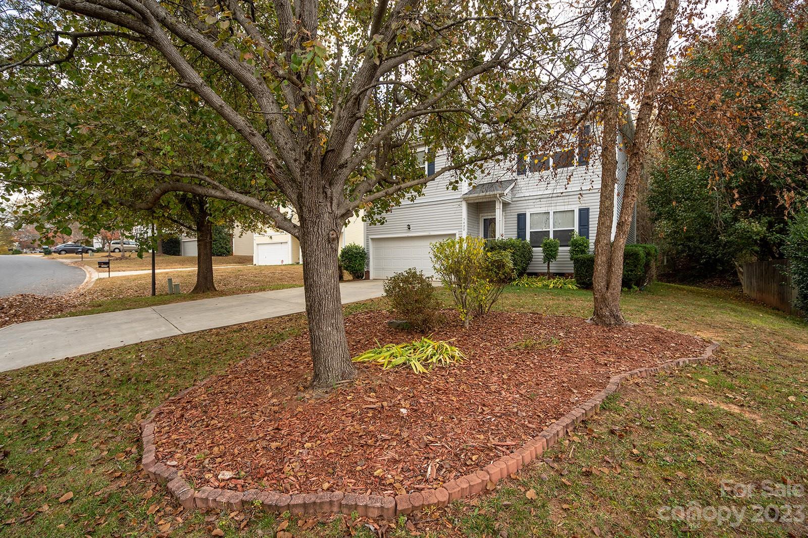 Sandy Pointe - Residential