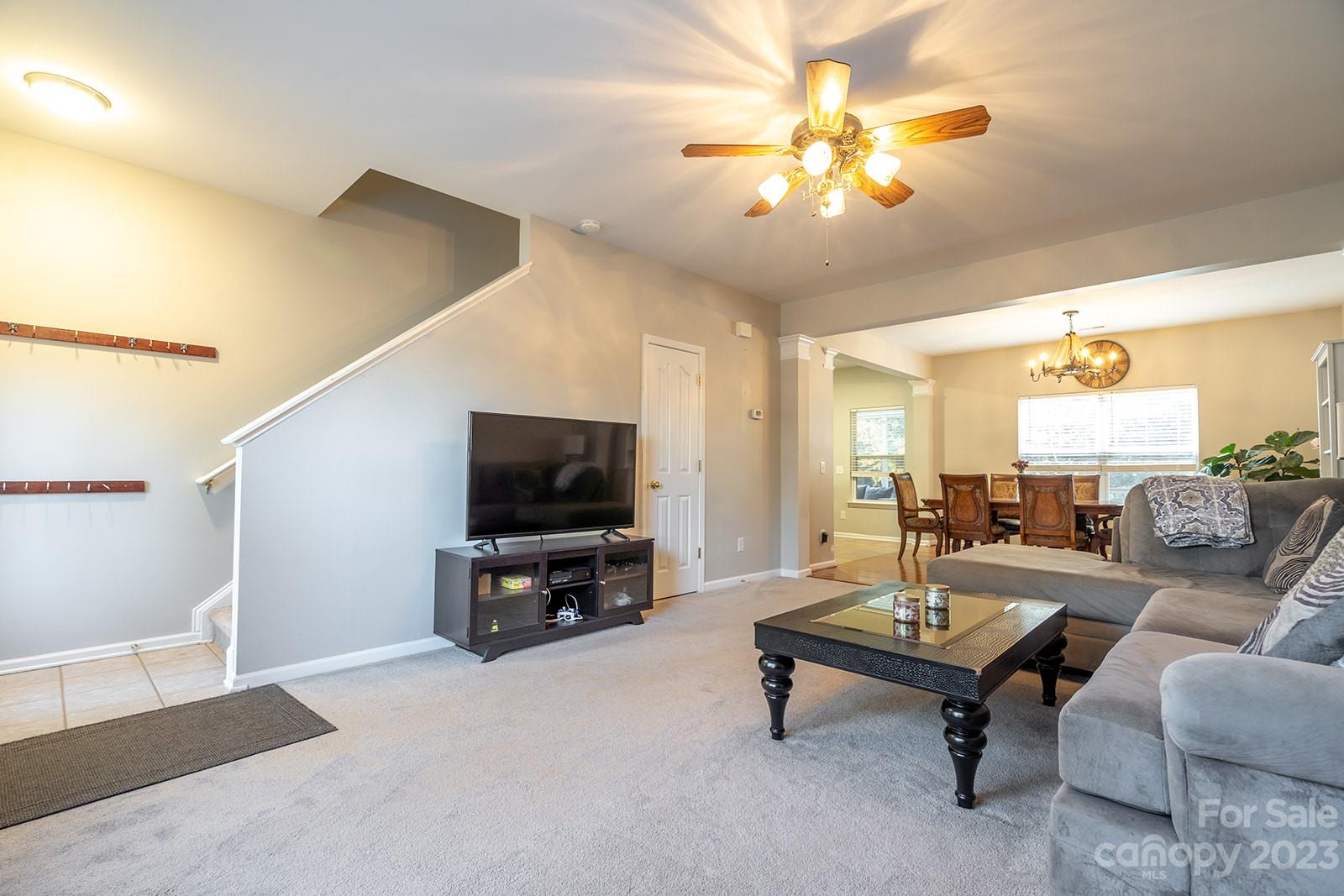 Sandy Pointe - Residential