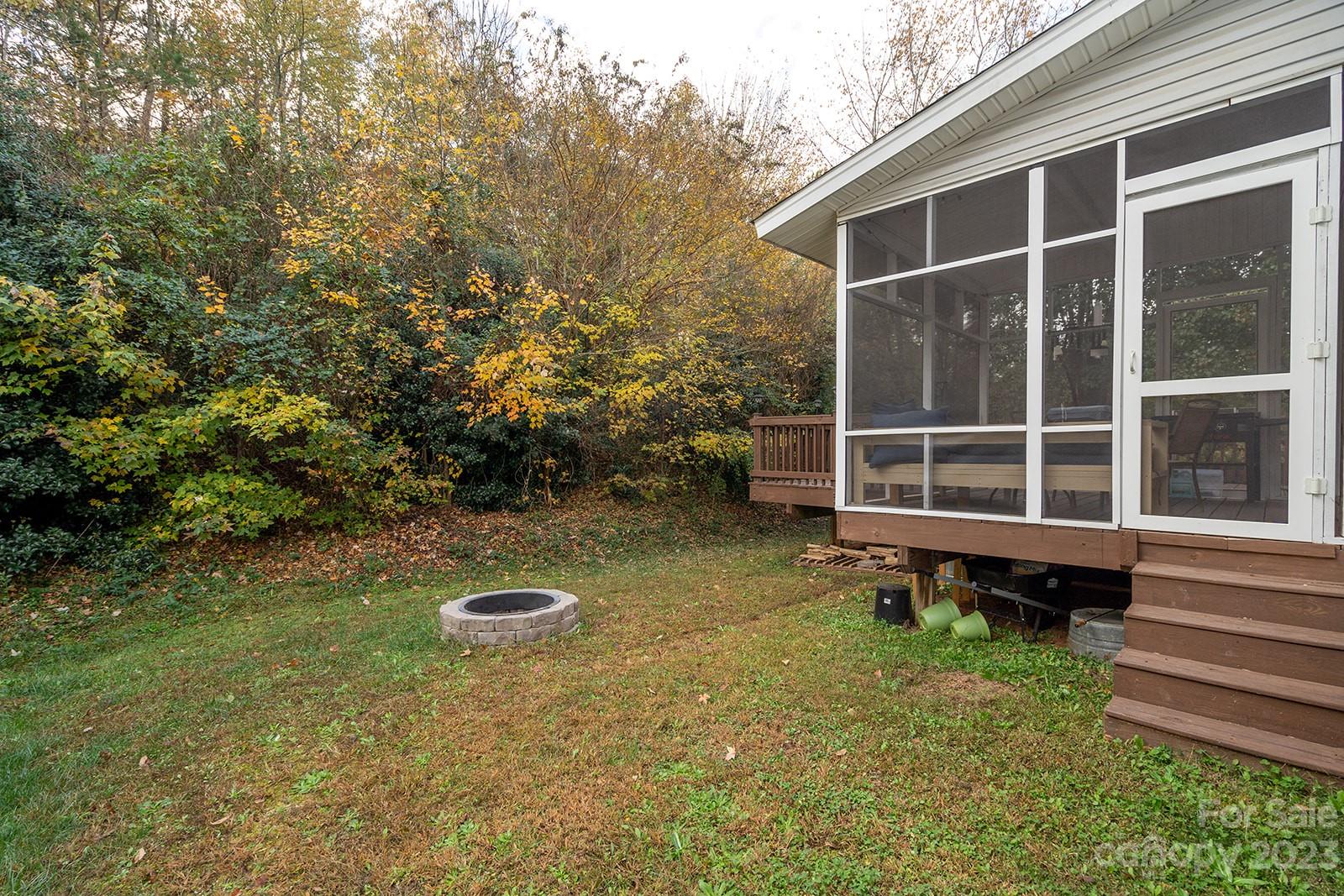 Sandy Pointe - Residential