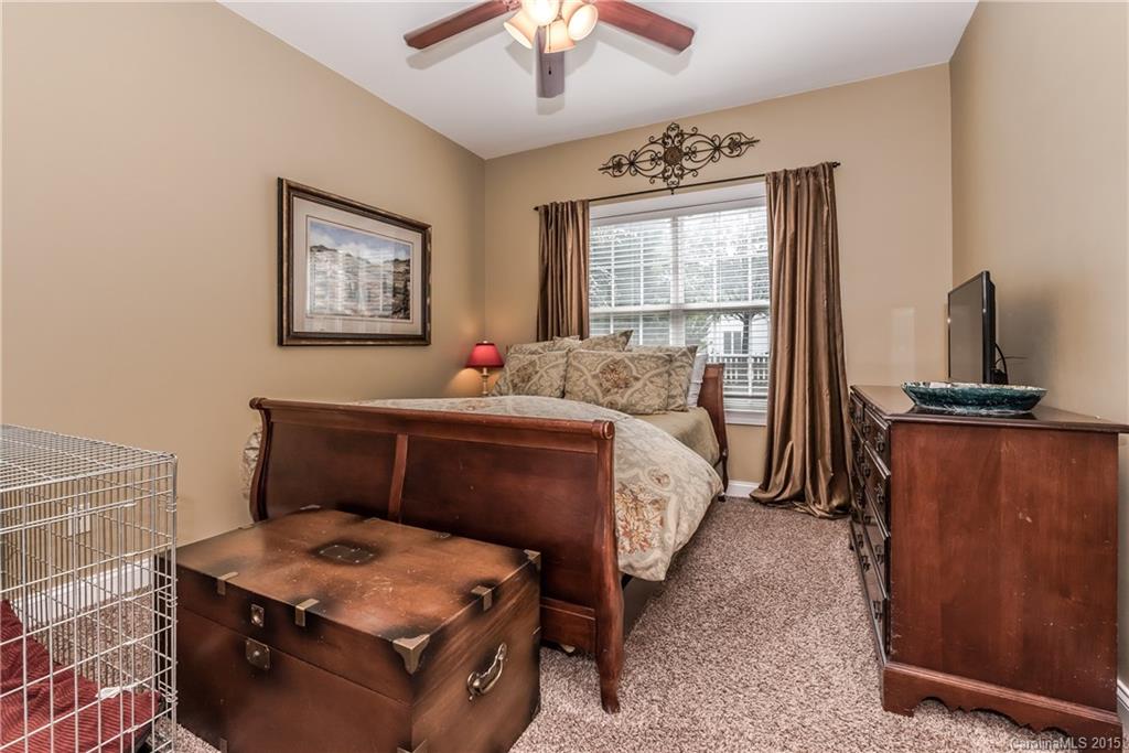 Hunter Oaks - Residential