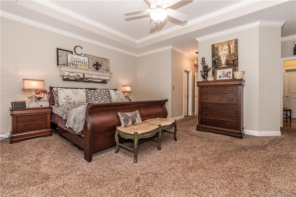 Hunter Oaks - Residential