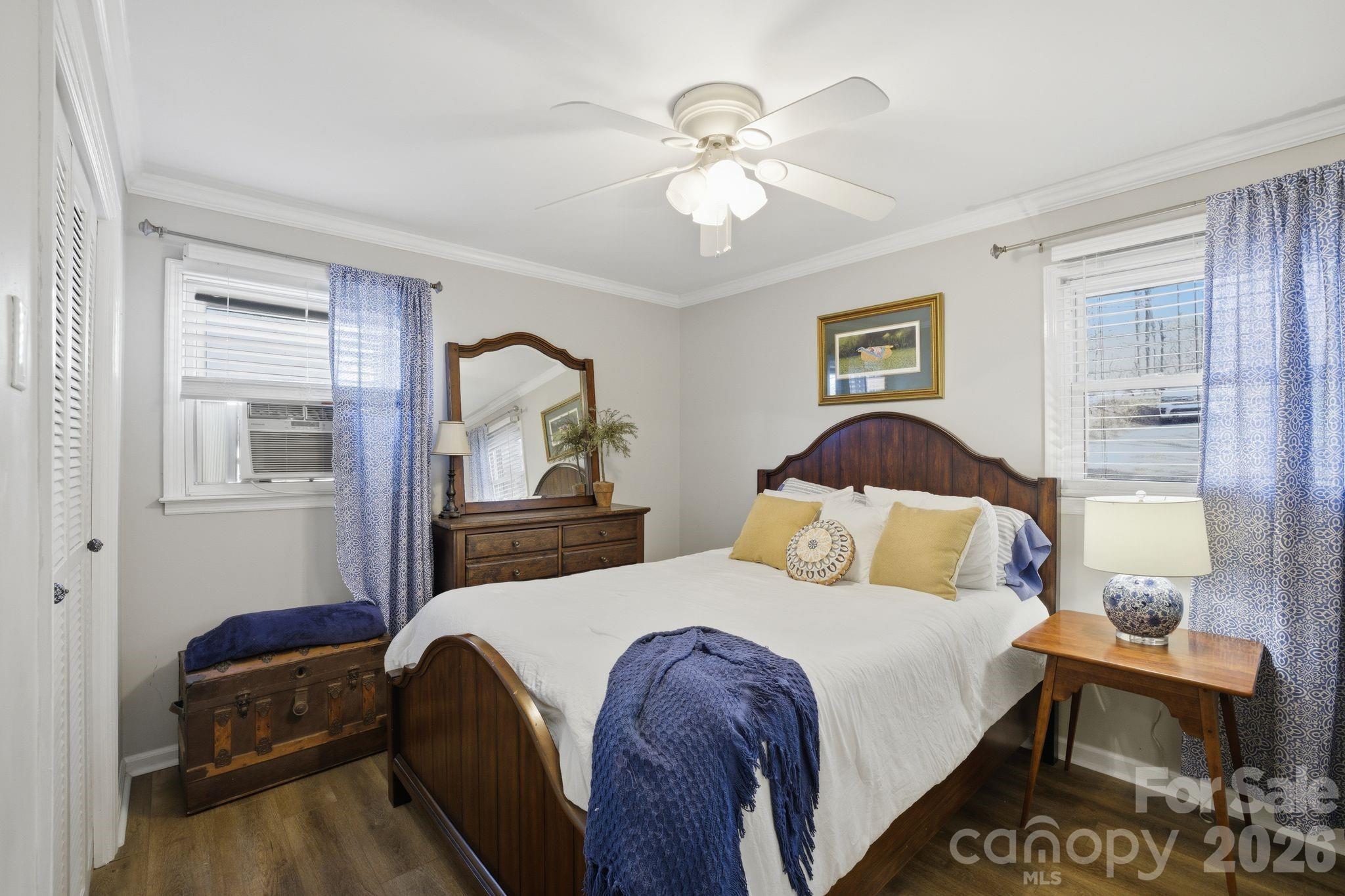 Shady Cove - Residential