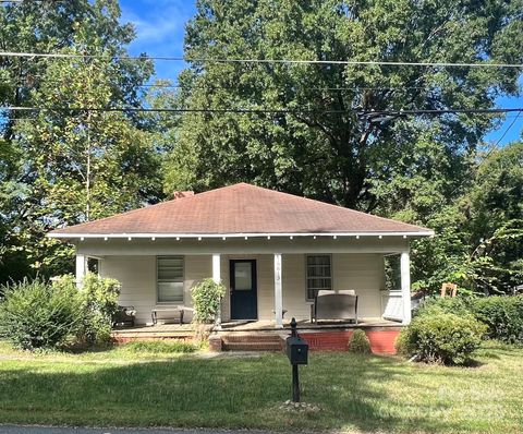 19813 Washam Street Cornelius NC 28031