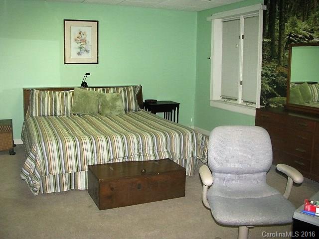 Country Club Gardens - Residential