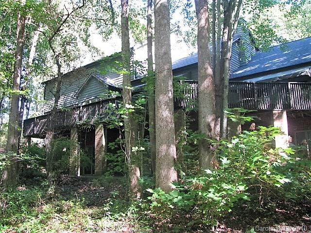 Country Club Gardens - Residential