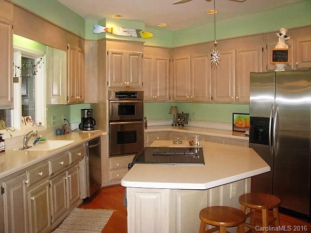 Country Club Gardens - Residential