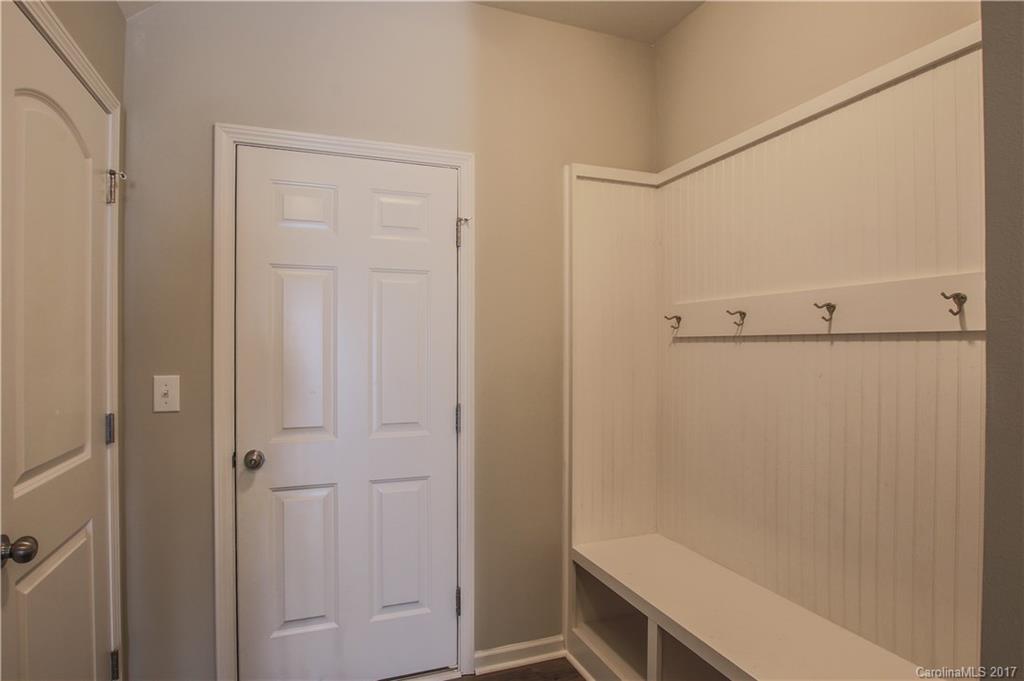 Newport Lakes - Residential