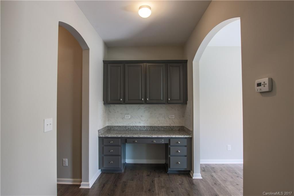 Newport Lakes - Residential