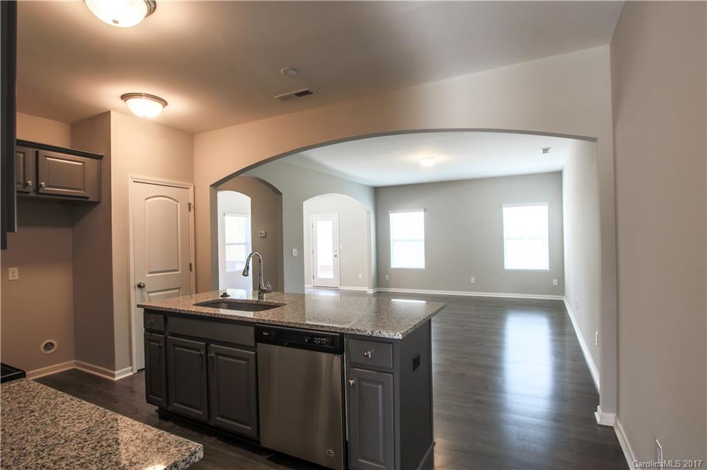 Newport Lakes - Residential