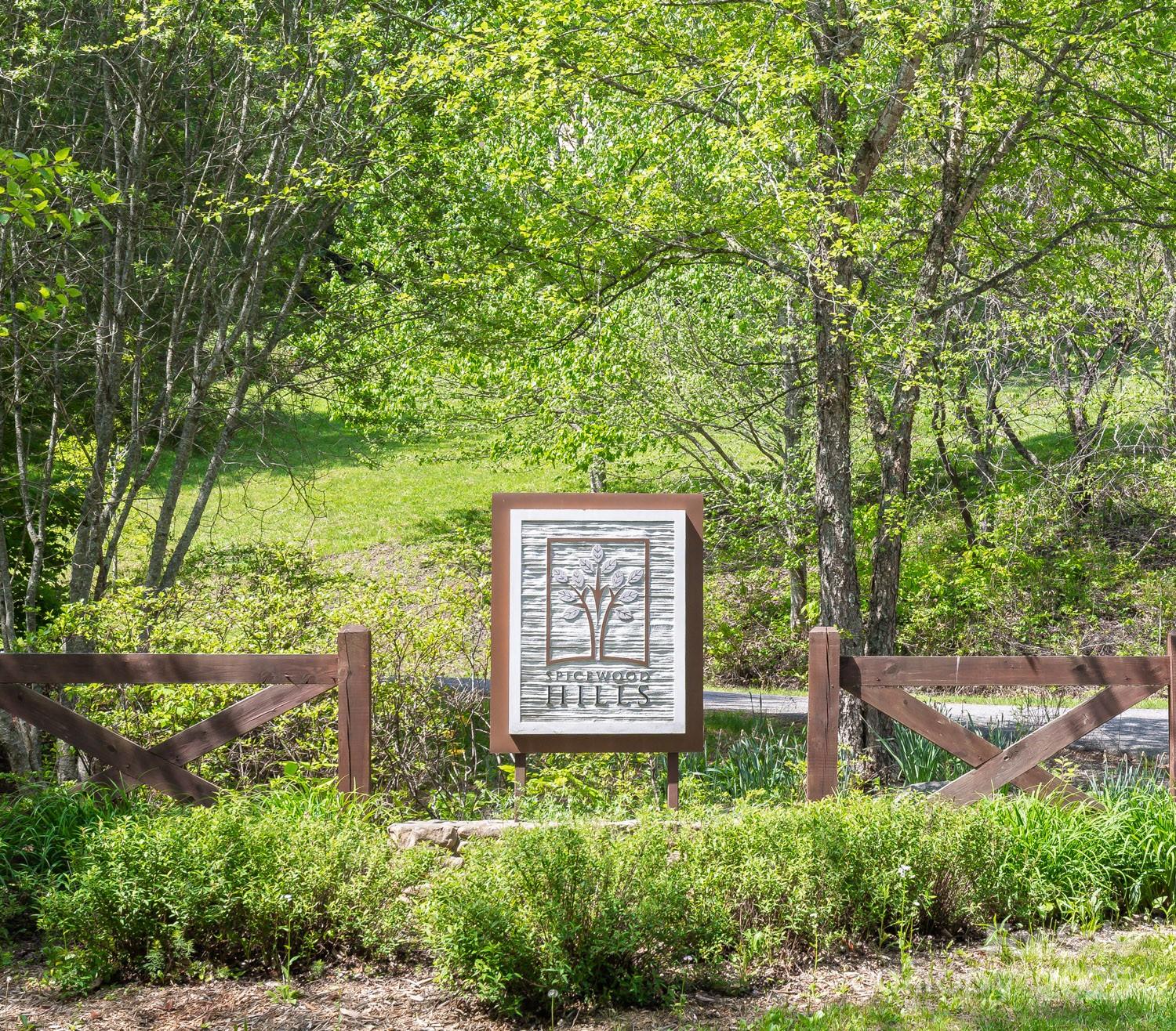11 Spicebush Lane