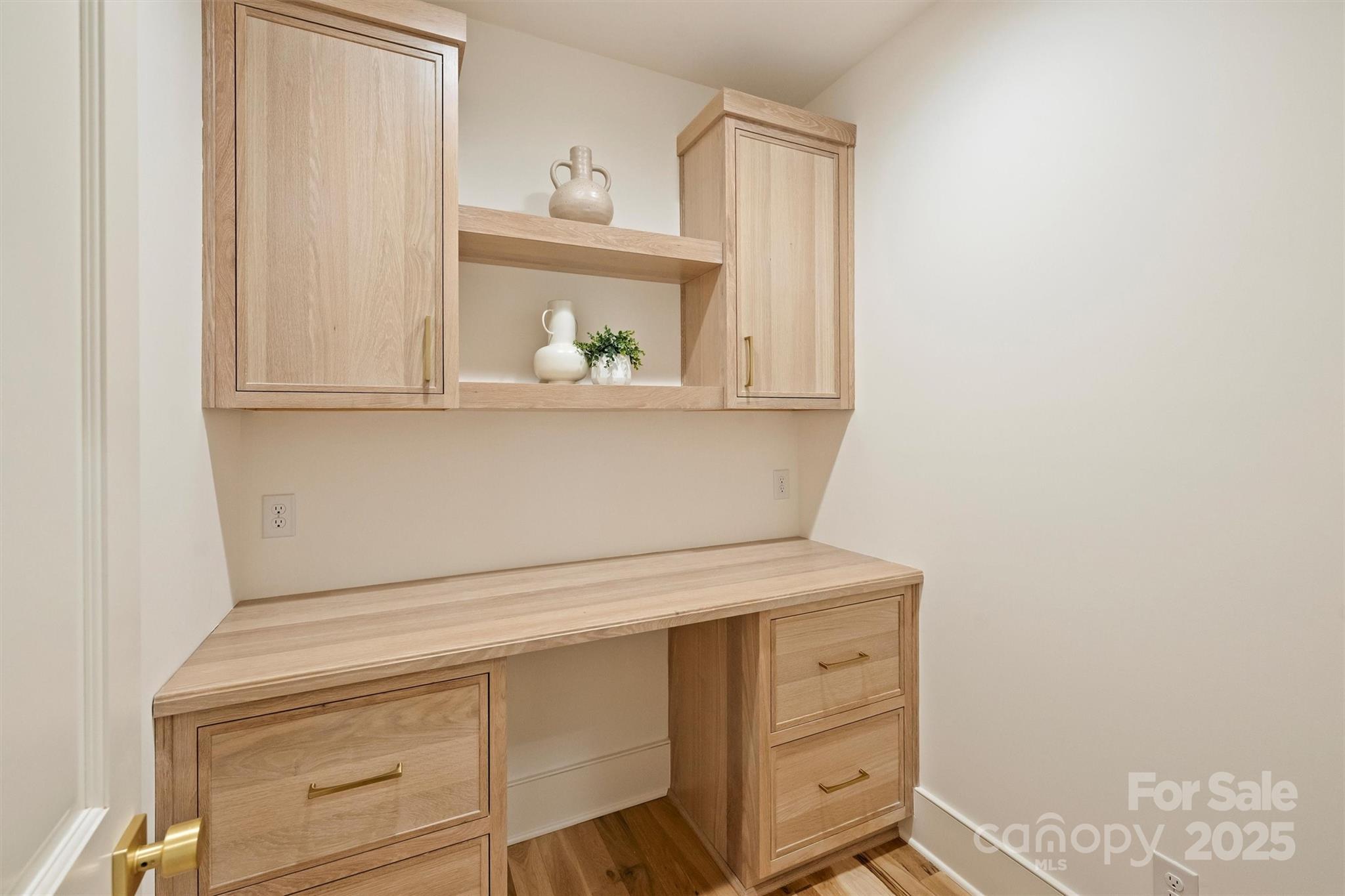 Lansdowne - Residential