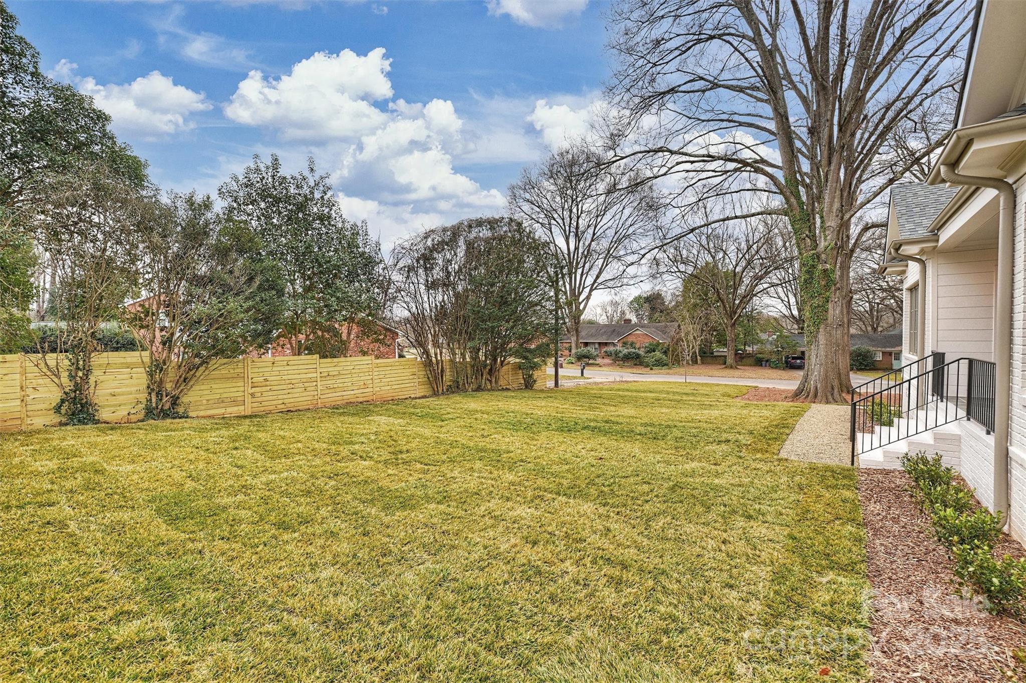 Lansdowne - Residential