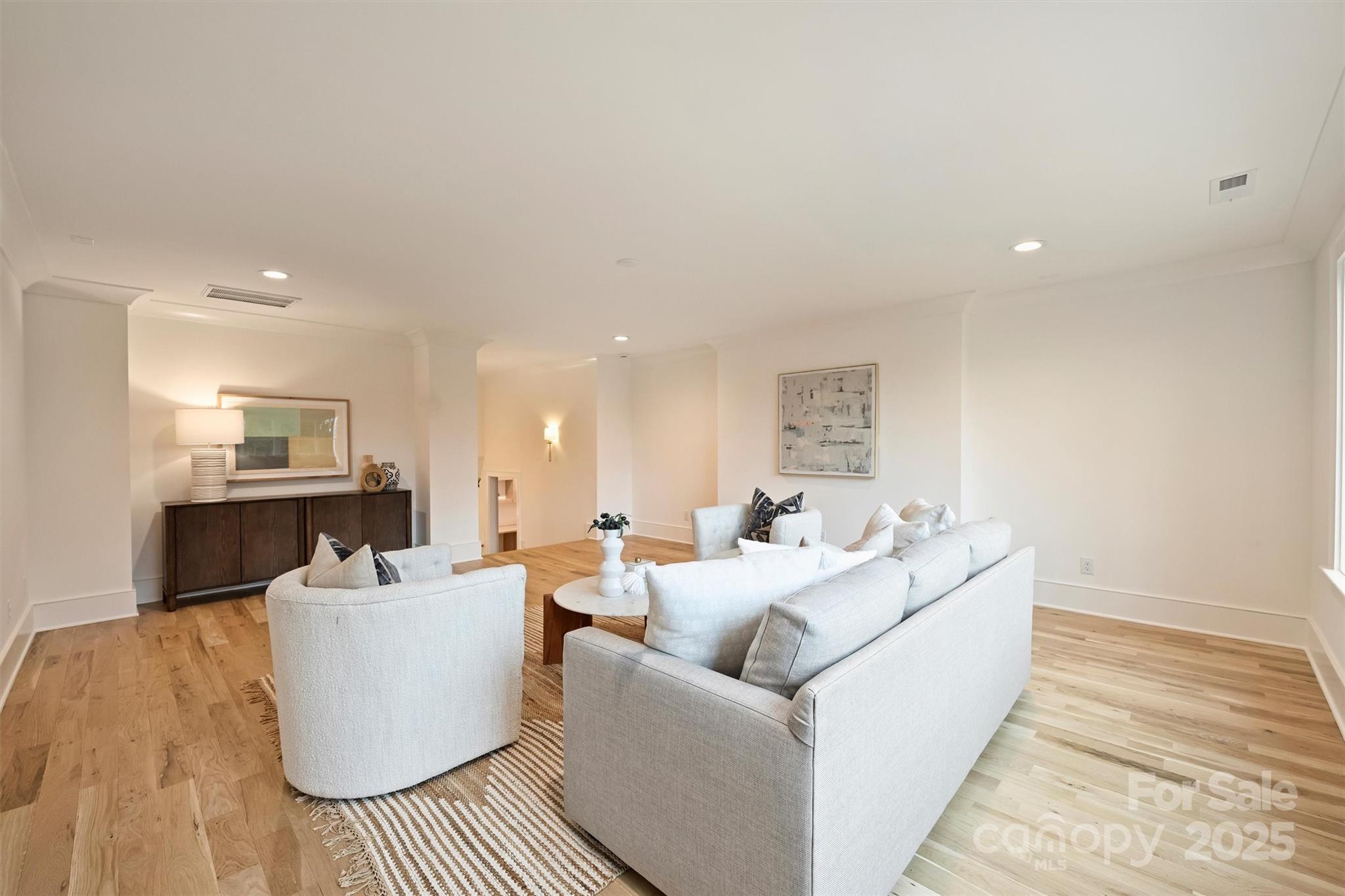 Lansdowne - Residential