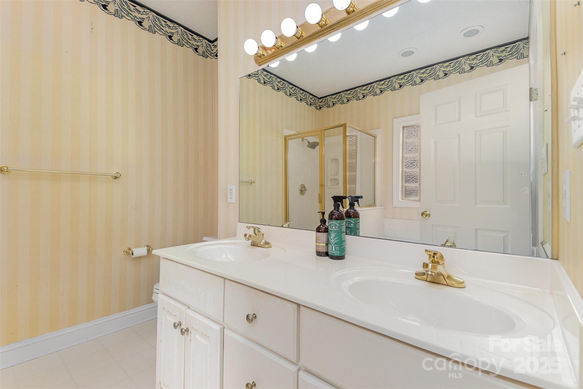 Waterford Place - Residential