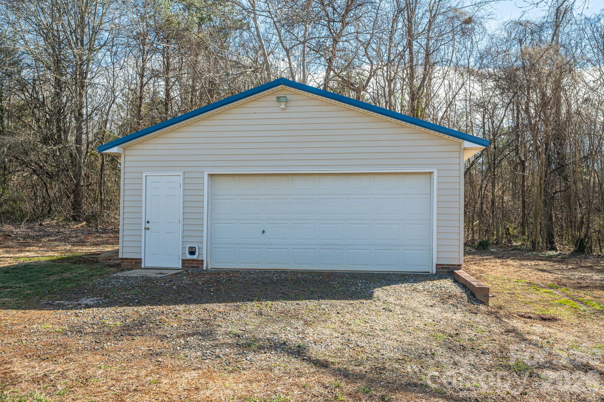 LINCOLN FOREST - Residential