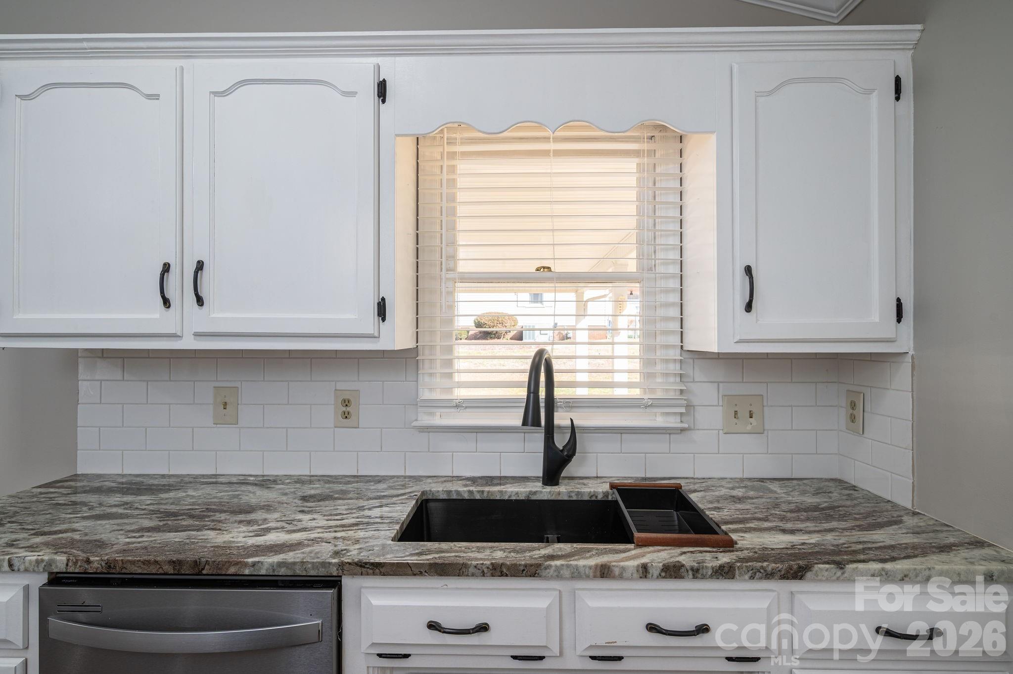 LINCOLN FOREST - Residential