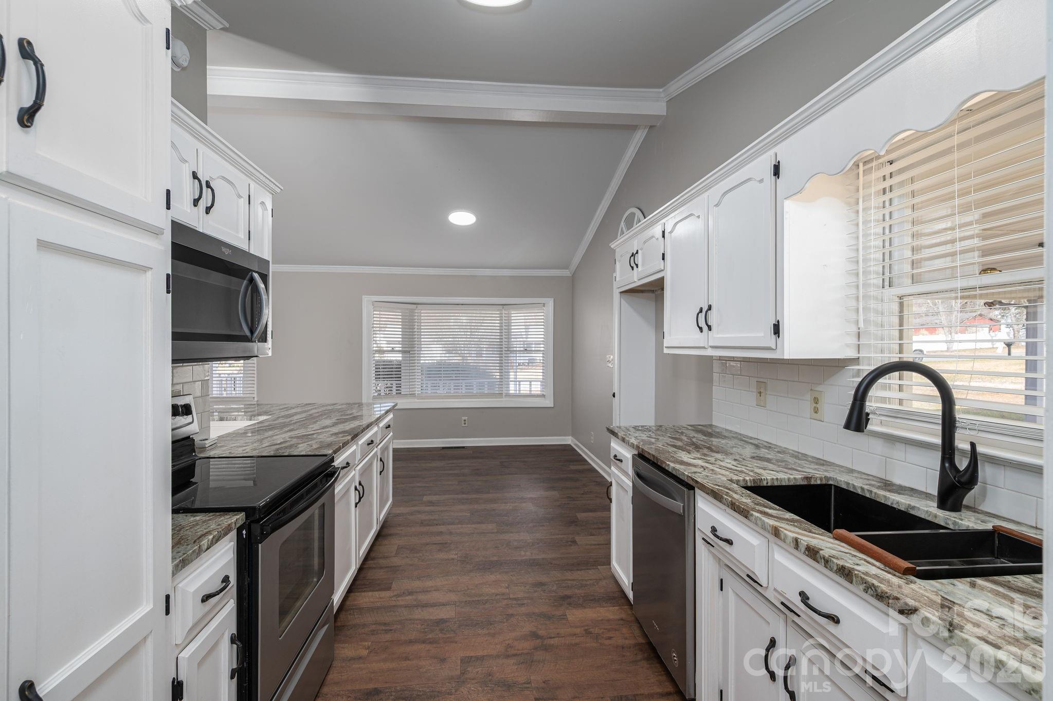 LINCOLN FOREST - Residential