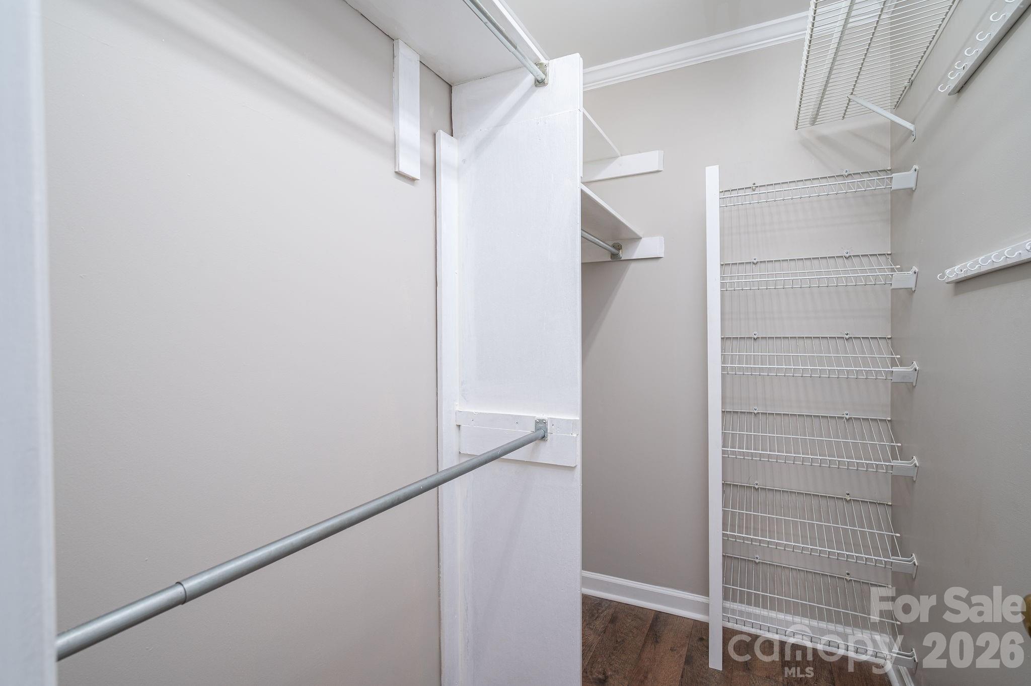 LINCOLN FOREST - Residential