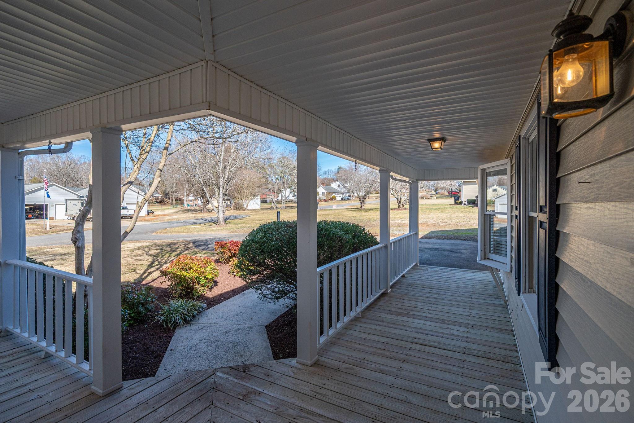 LINCOLN FOREST - Residential