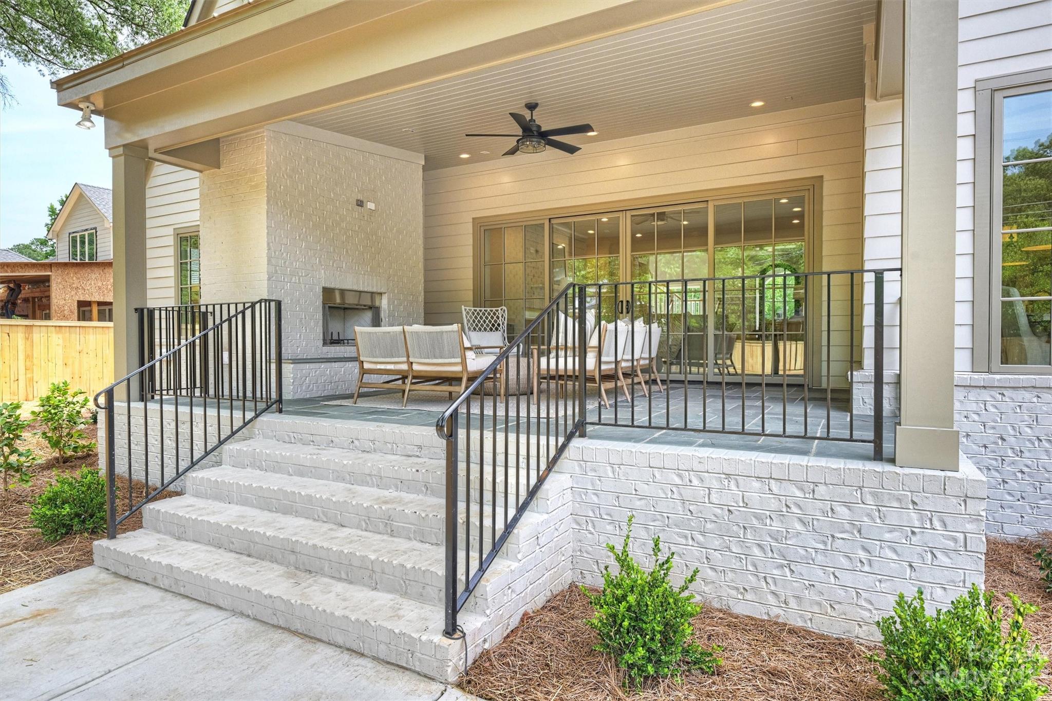 Lansdowne - Residential