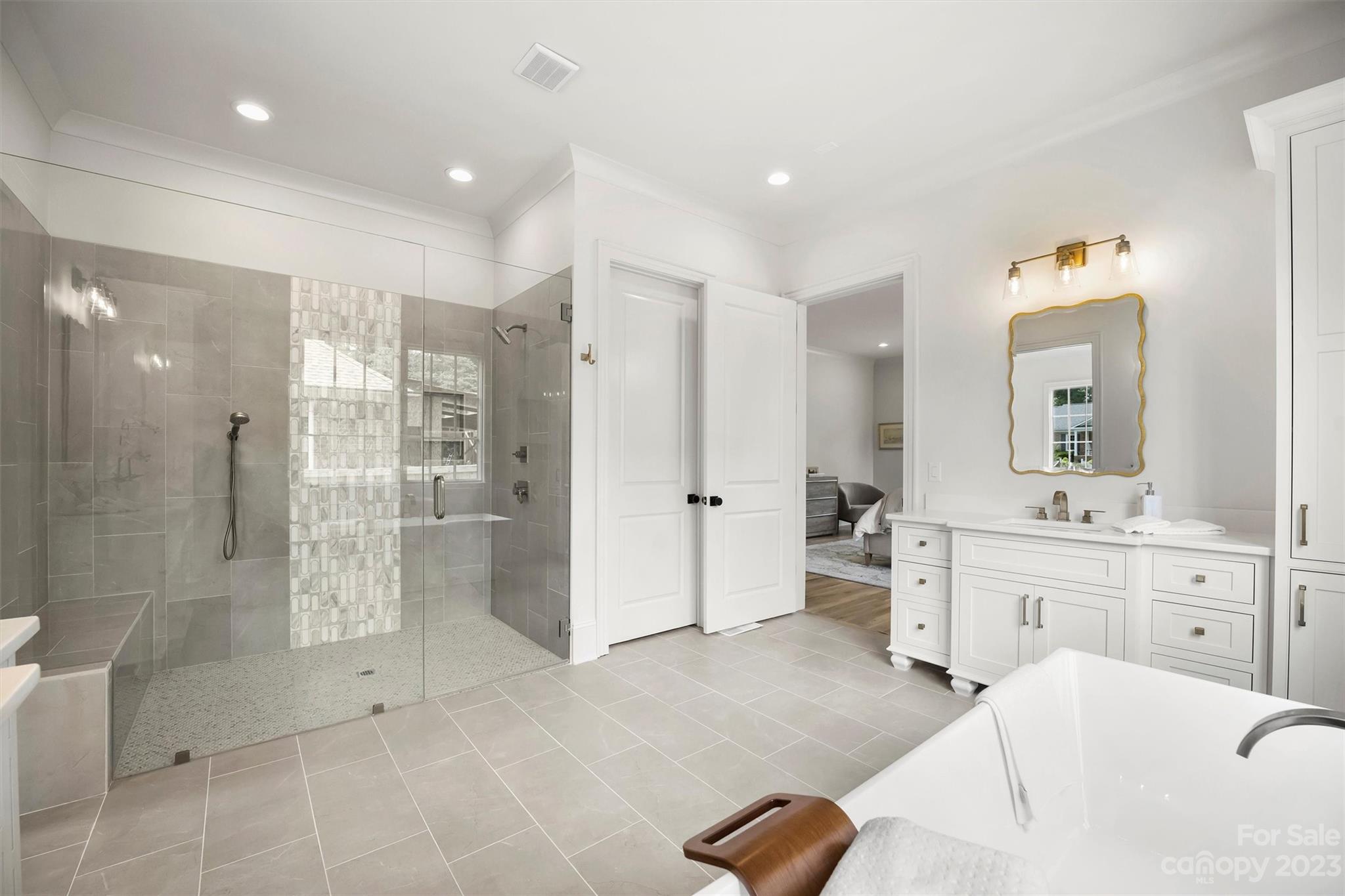 Lansdowne - Residential