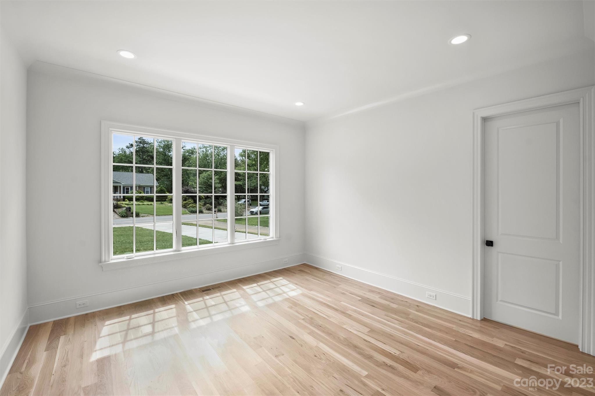 Lansdowne - Residential