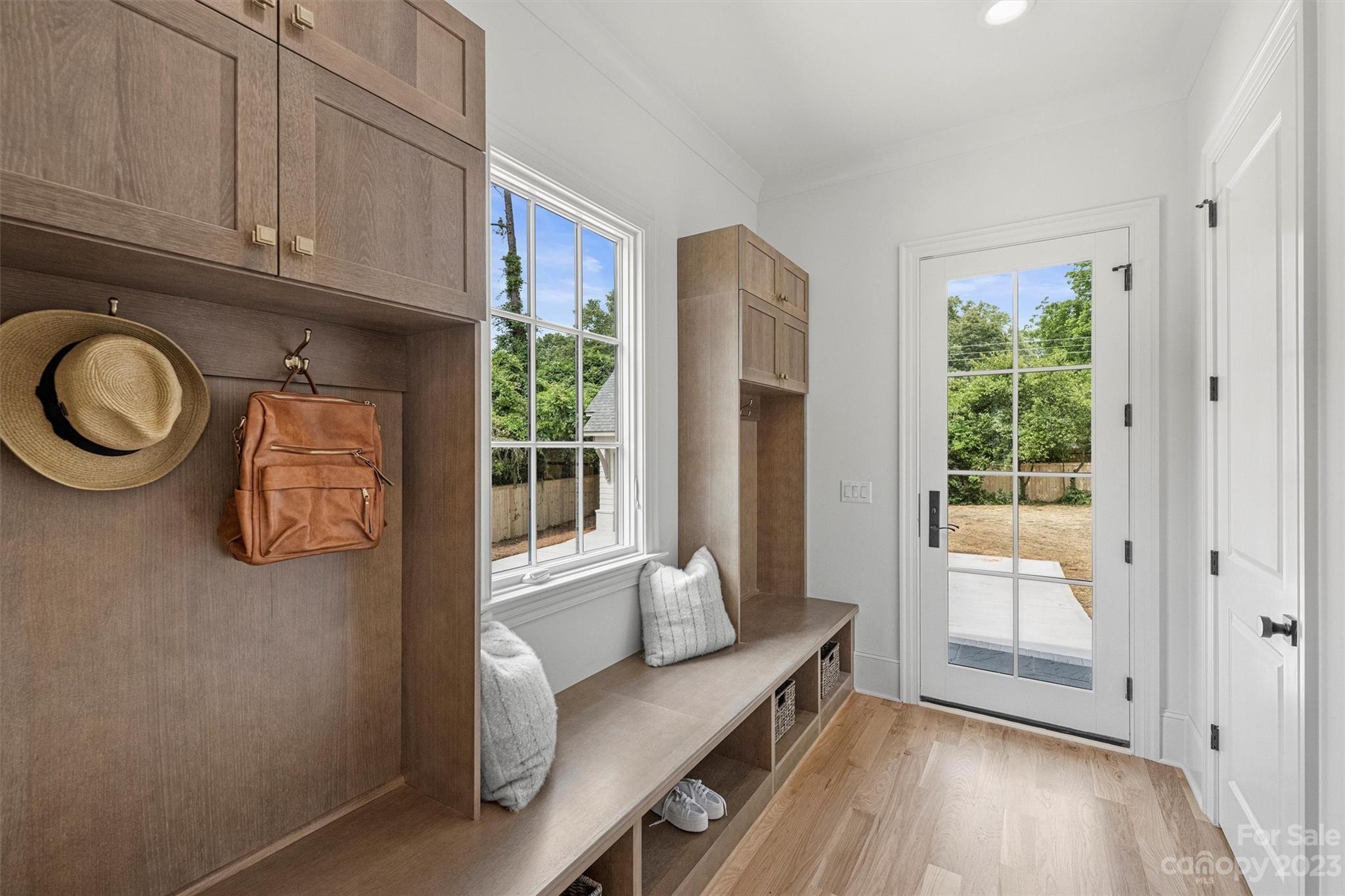 Lansdowne - Residential