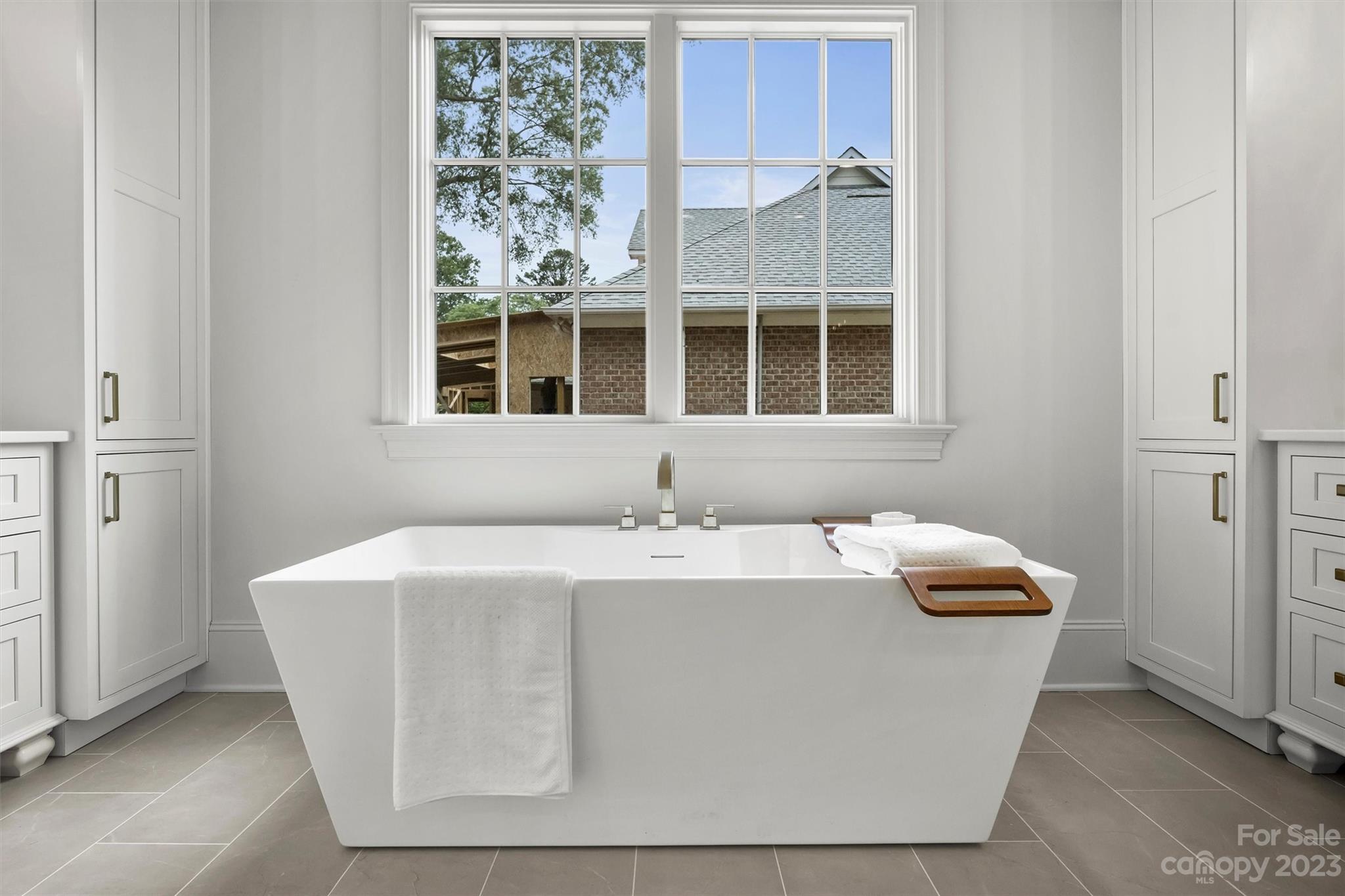 Lansdowne - Residential