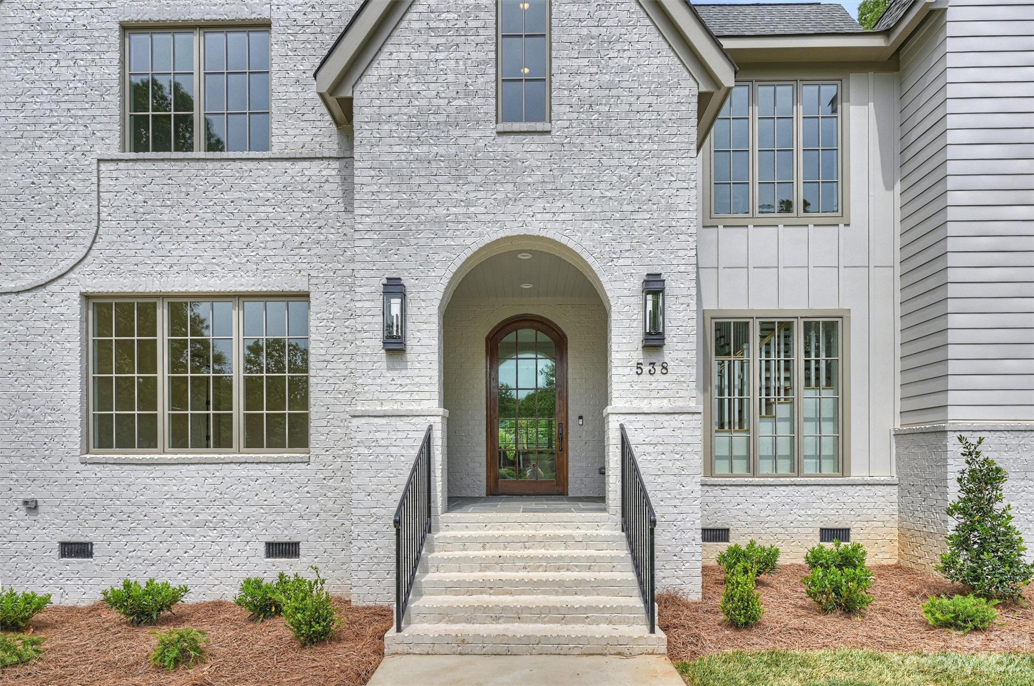 Lansdowne - Residential