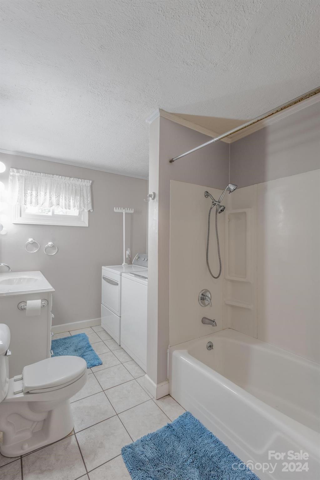 RANDOM HILLS - Residential