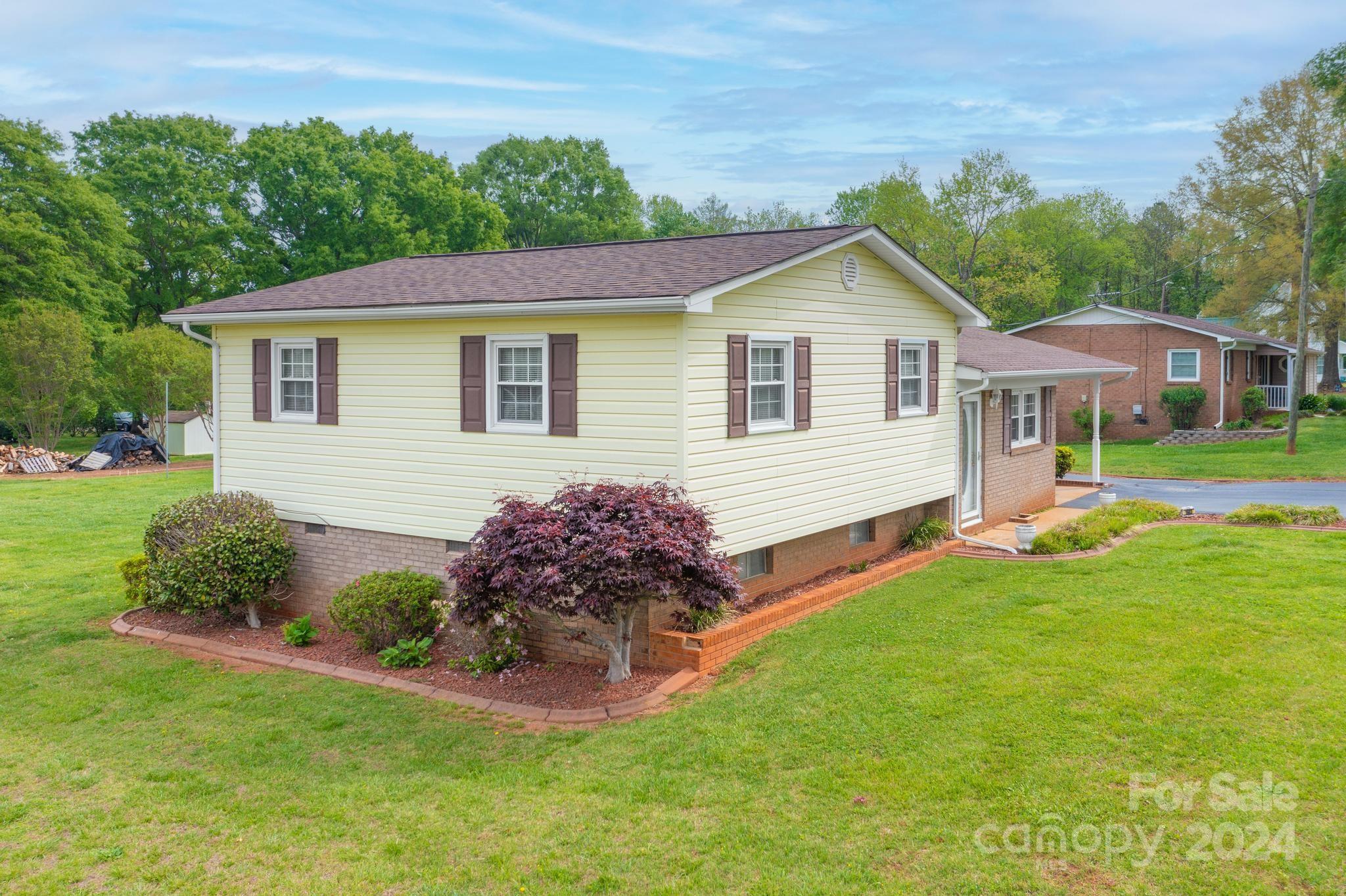 RANDOM HILLS - Residential