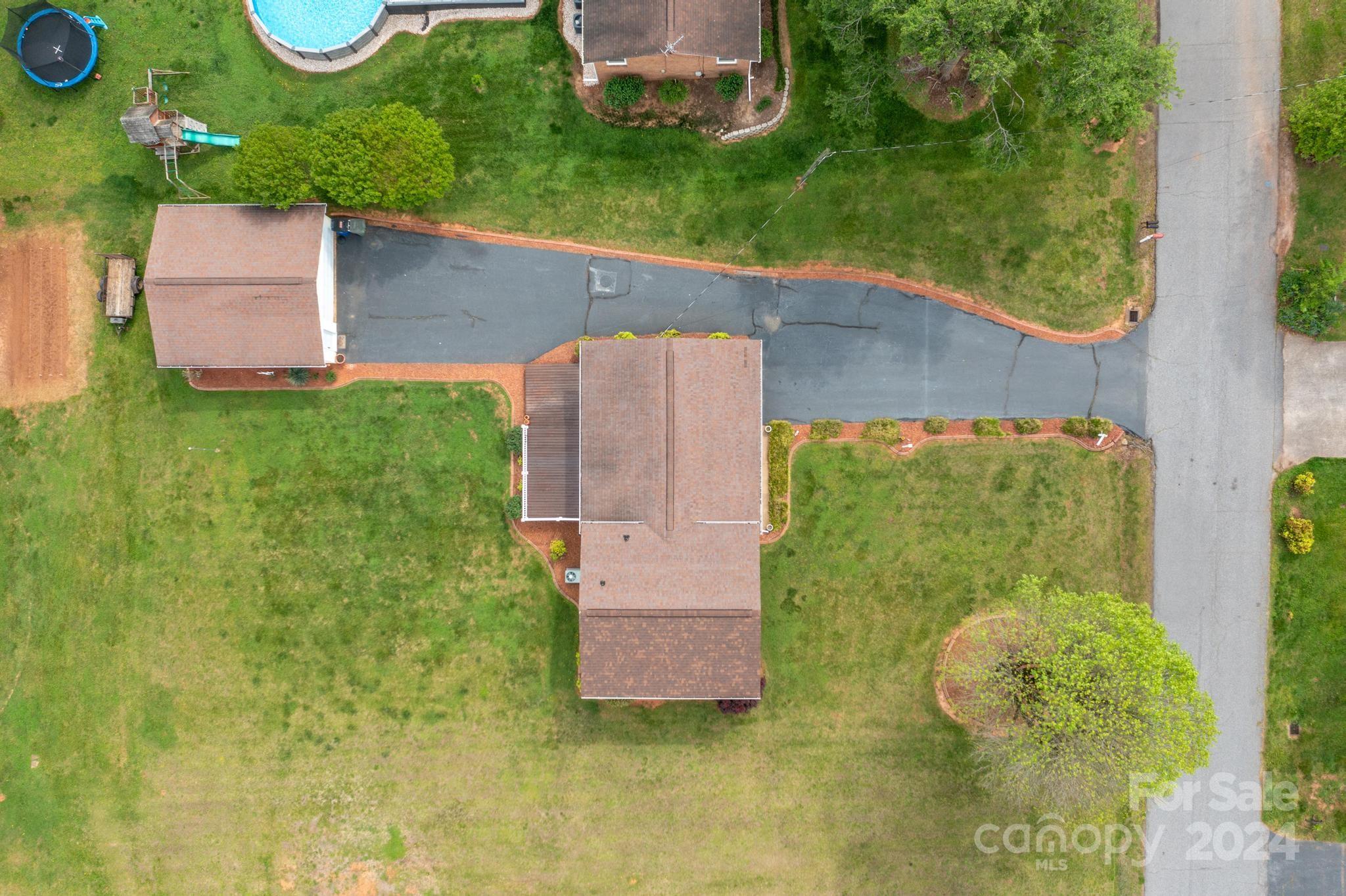 RANDOM HILLS - Residential