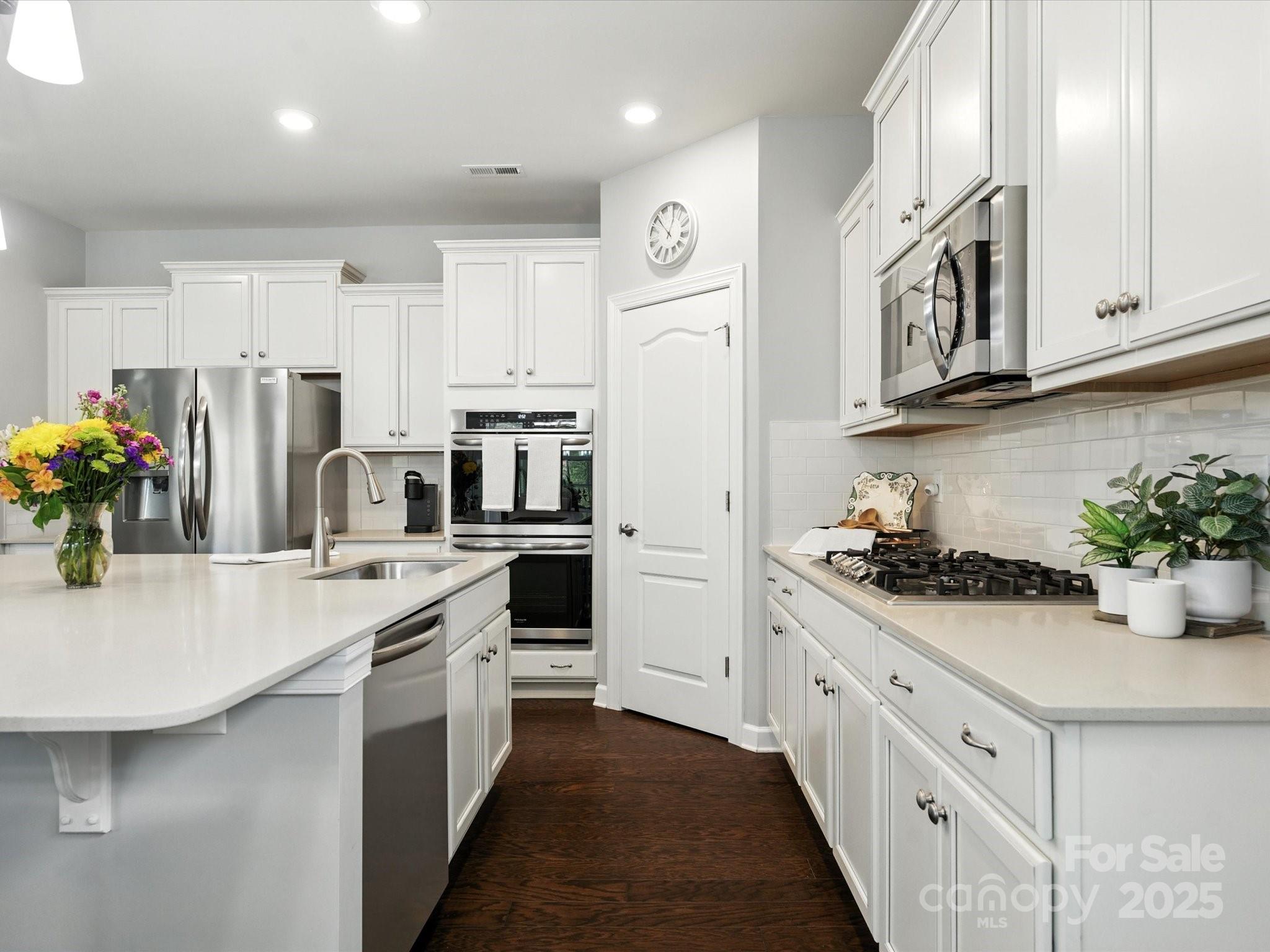 Tree Tops - Residential