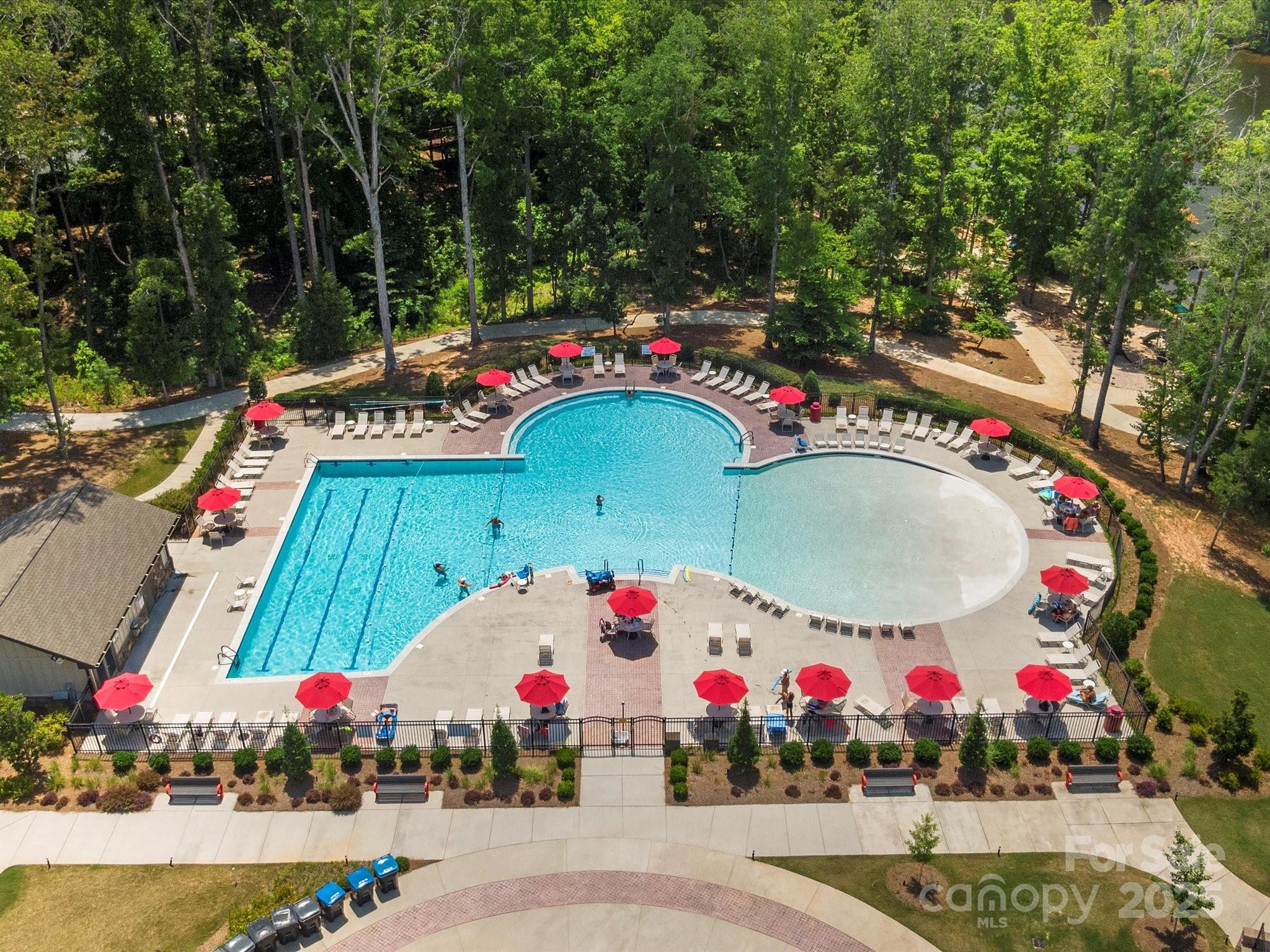 Tree Tops - Residential