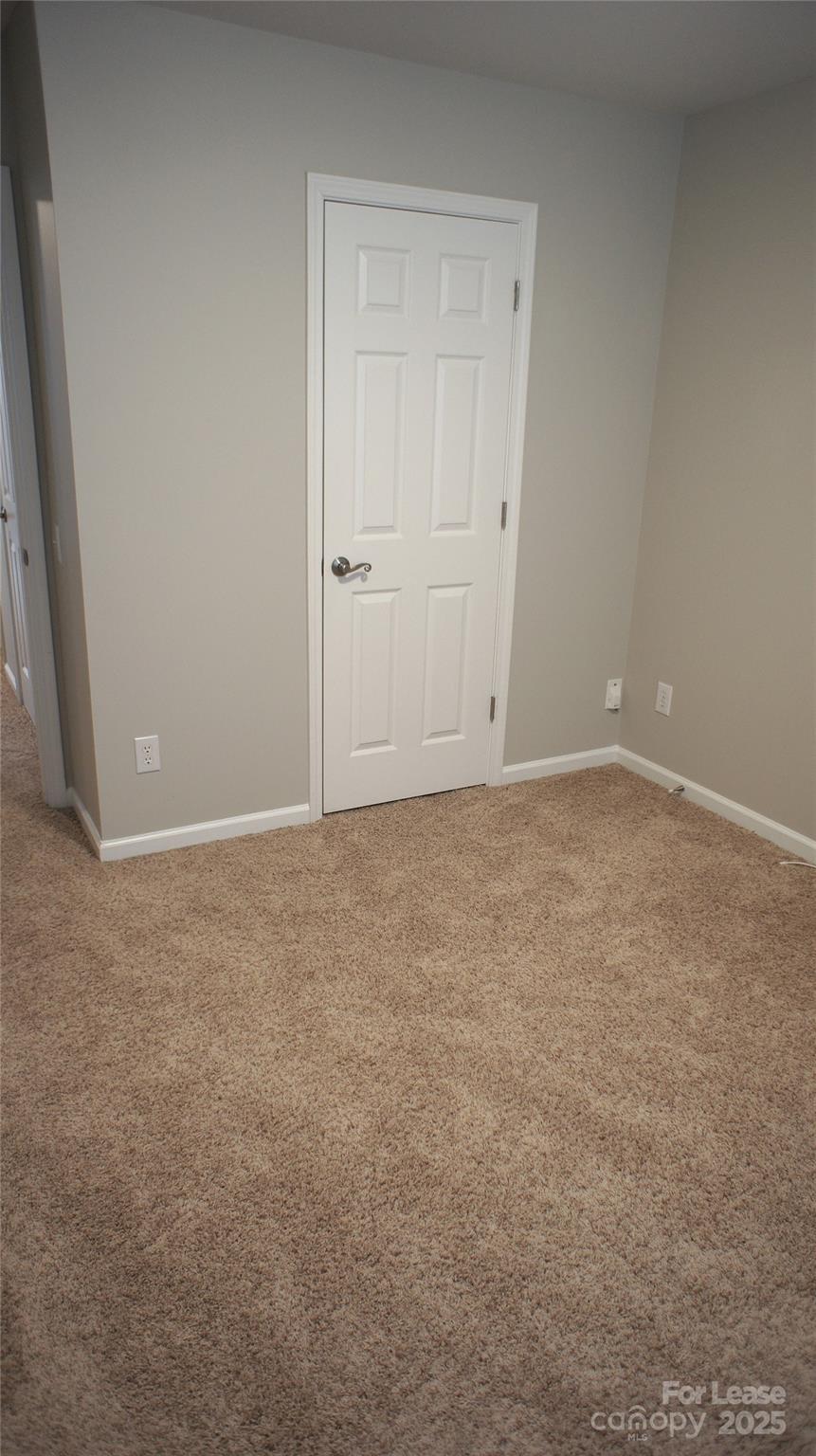 Reavencrest - Residential Lease