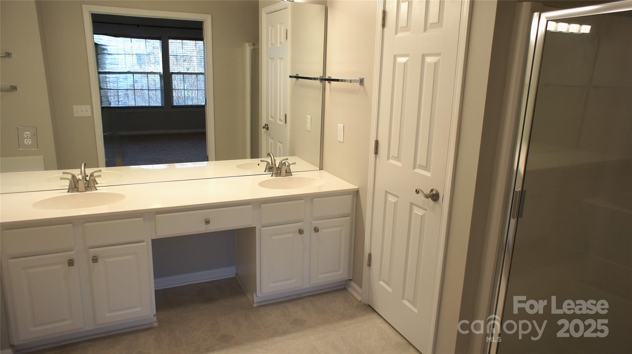 Reavencrest - Residential Lease