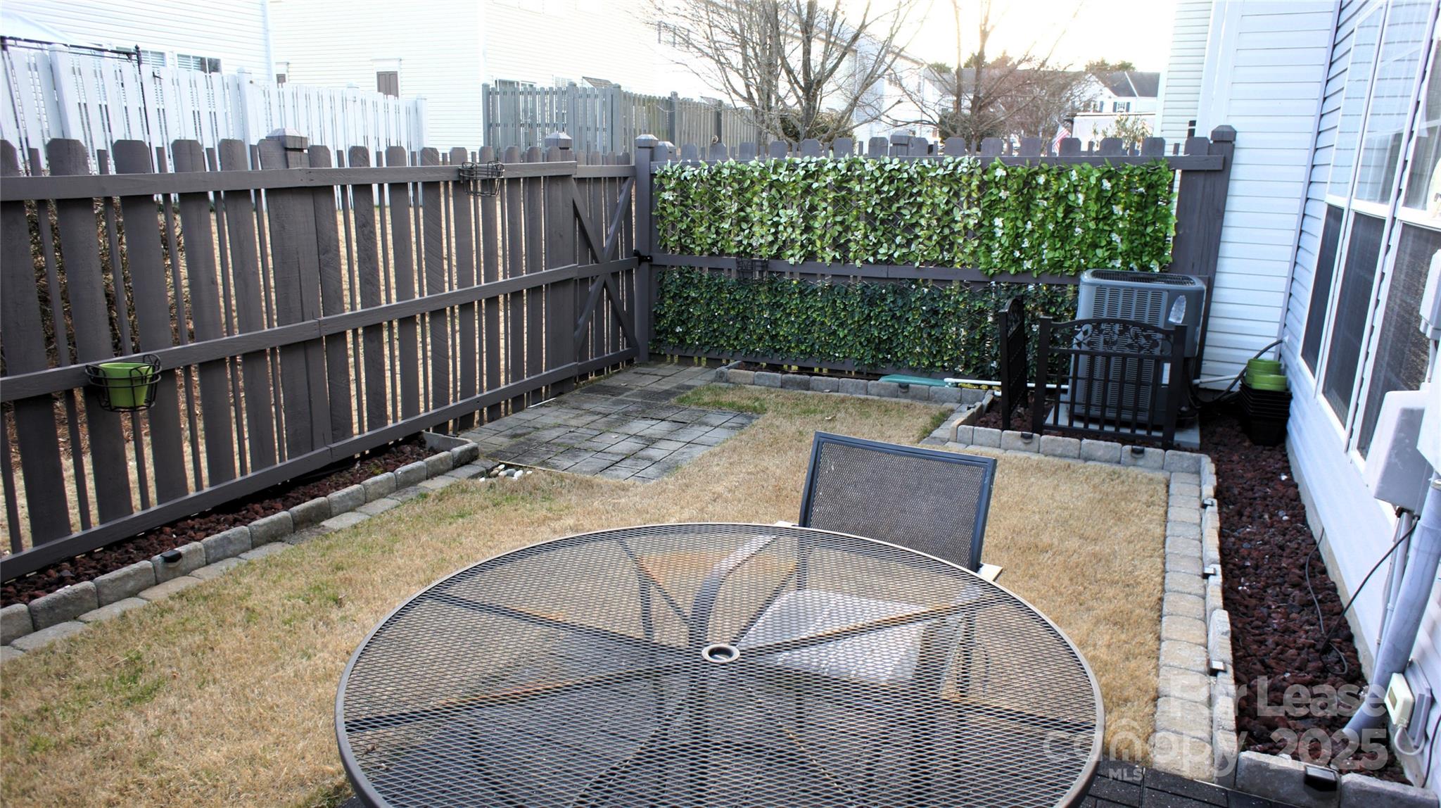 Reavencrest - Residential Lease