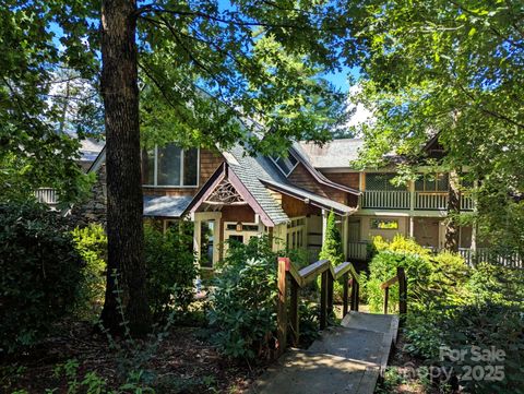 447 Lily Pad Lane Flat Rock NC 28731