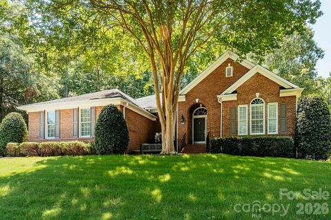 Photo of 9425 Briarwick Lane, Charlotte, NC 28277 (MLS # 4391950)