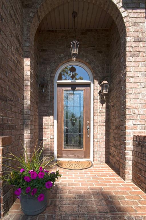 Cowans Ford Country Club - Residential