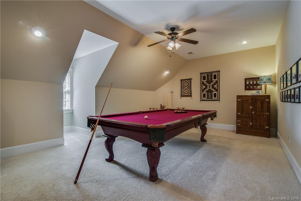 Cowans Ford Country Club - Residential