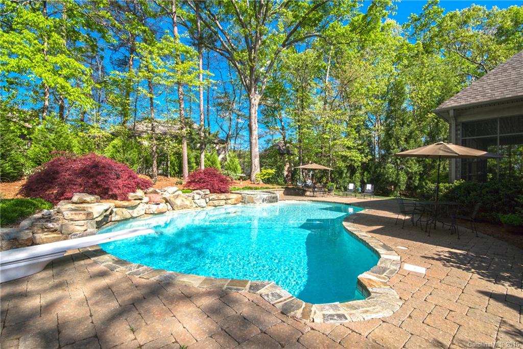 Cowans Ford Country Club - Residential