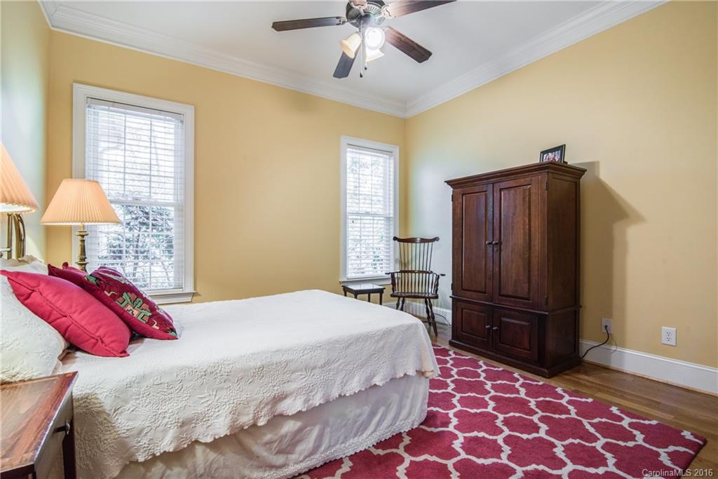 Cowans Ford Country Club - Residential