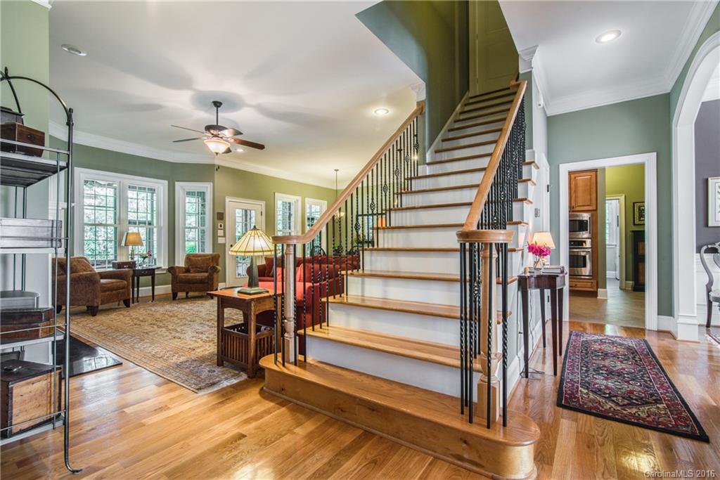 Cowans Ford Country Club - Residential