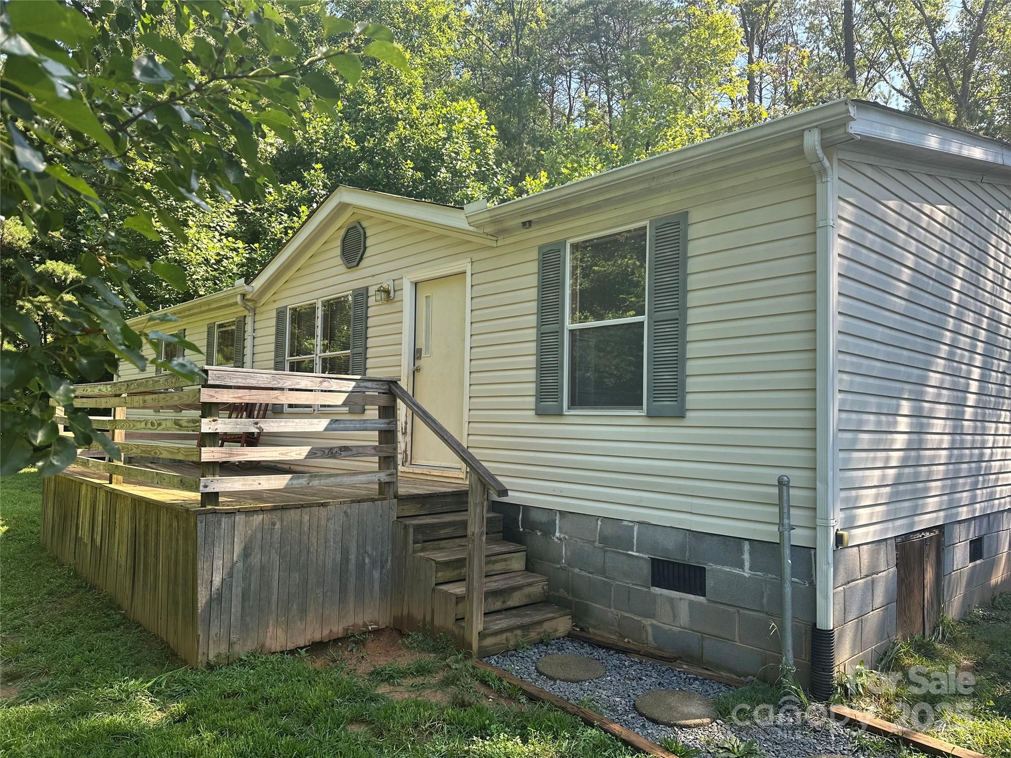 584 Ebenezer Road