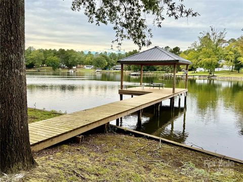 2178 Duck Cove Road Camden SC 29020