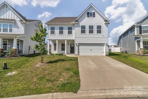 59 Thornberry Road Hendersonville NC 28792