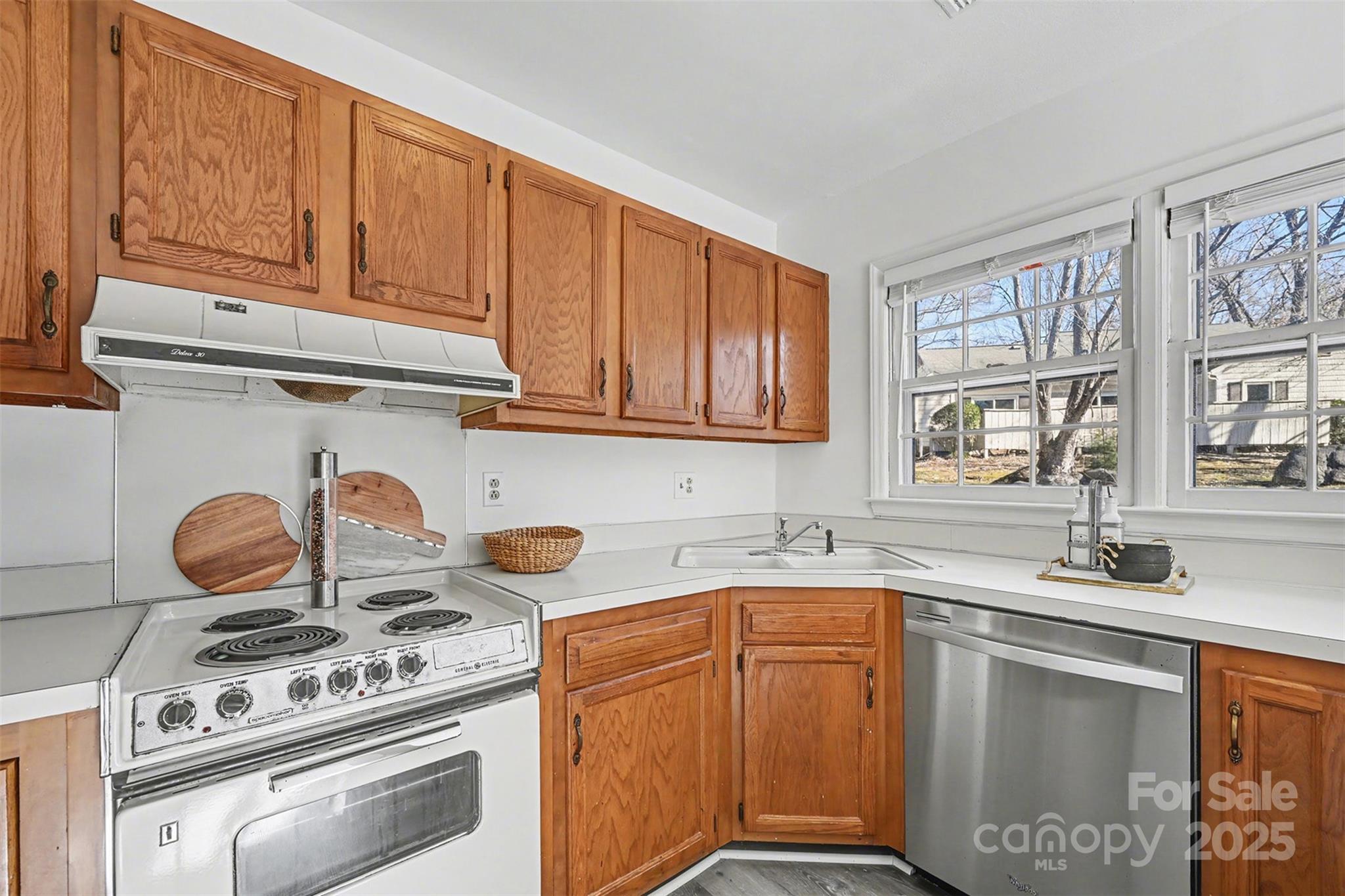 Candlewyck - Residential